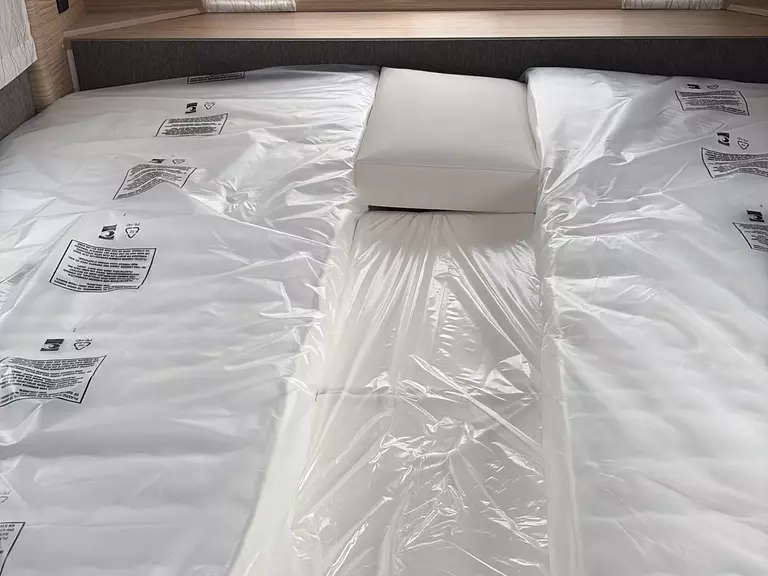 CAP_4DB54217-0D8D-4360-A621-2B04DC2DF4E5.jpg