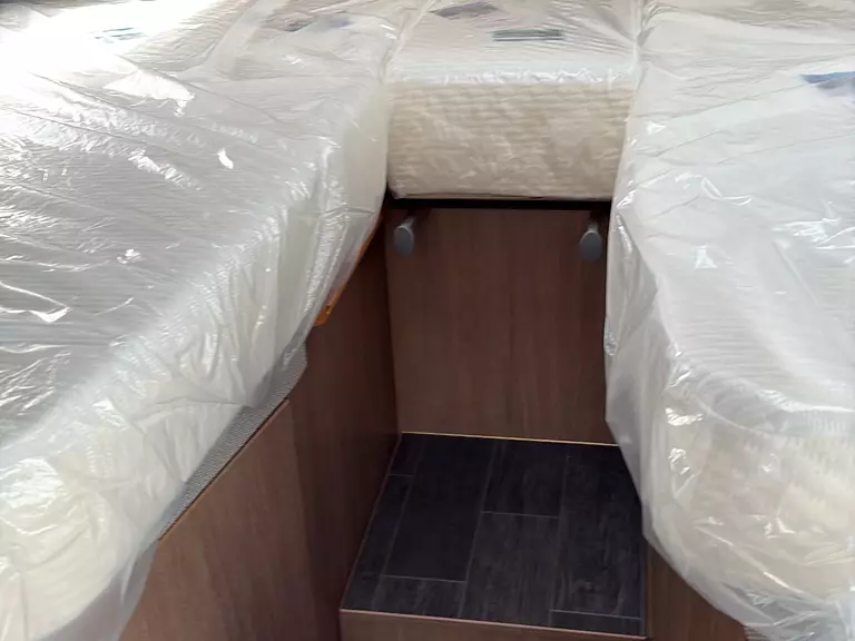 CAP_04AEB12D-5F3F-43F5-9A18-C2FE78C3F88E.jpg